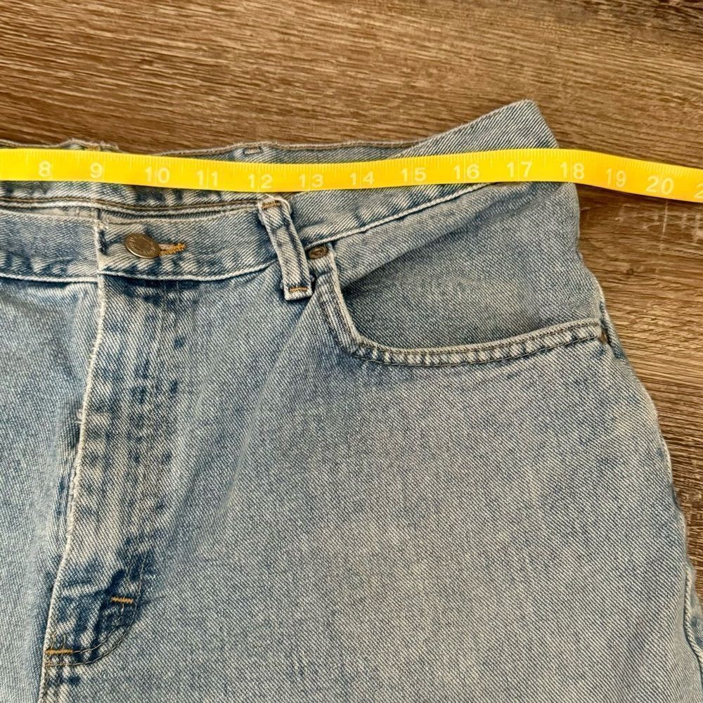 Wrangler Light Wash Straight Leg Jeans Size 36 - Picture 10 of 12